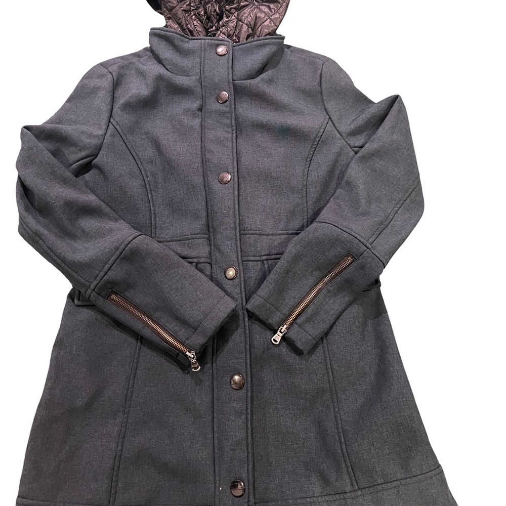 Elegant Women's Charcoal Trench Coat with Zippered Sleeves